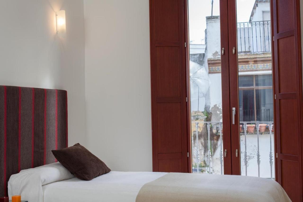 Apartamento Puerta Del Arenal - Kainga Homes セビリア エクステリア 写真