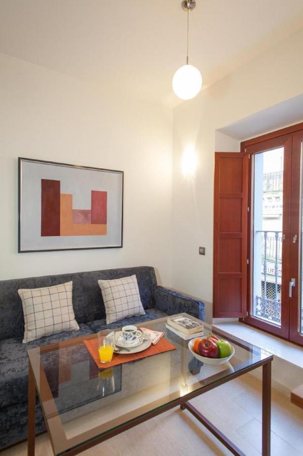 Apartamento Puerta Del Arenal - Kainga Homes セビリア エクステリア 写真