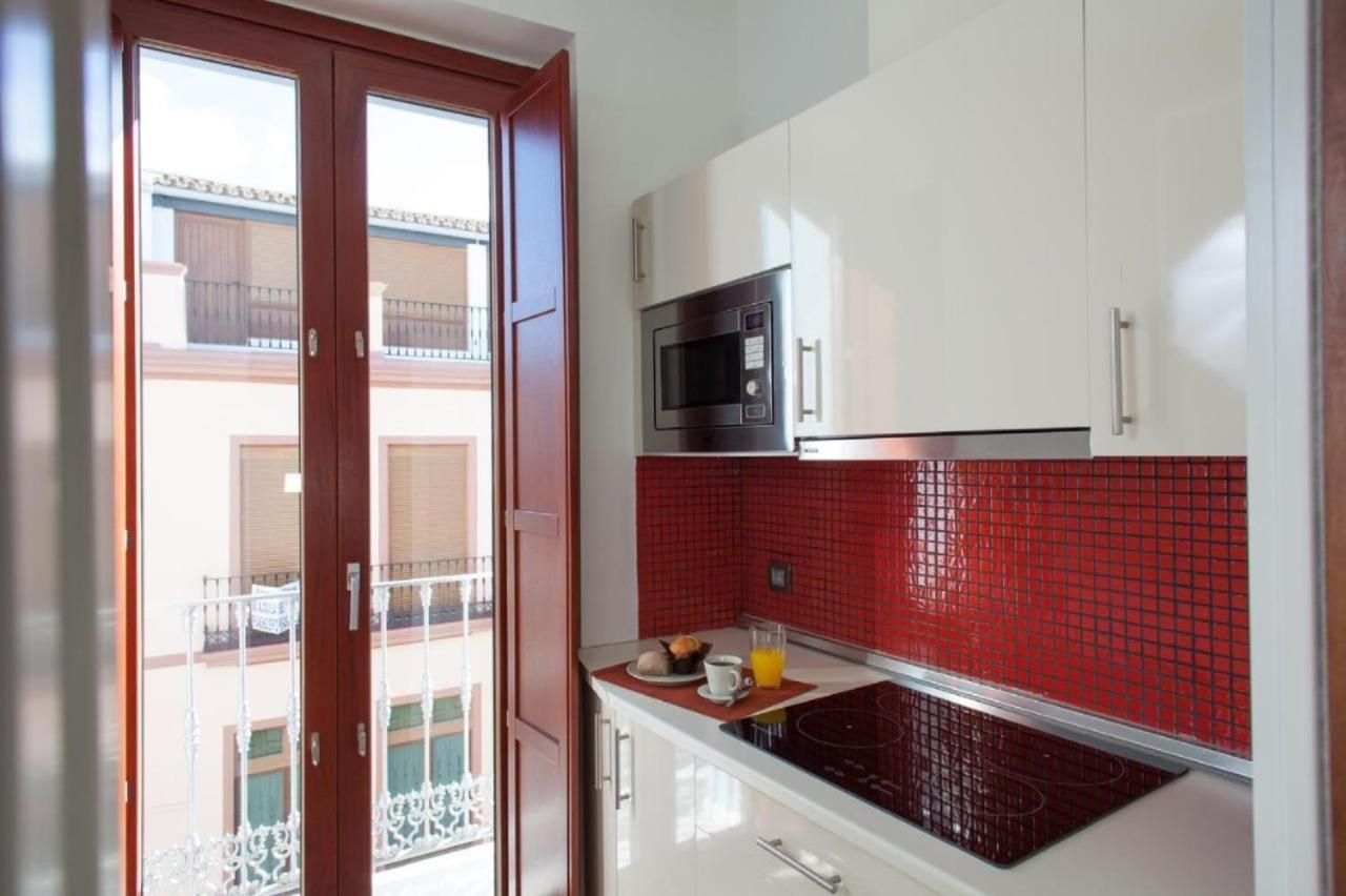 Apartamento Puerta Del Arenal - Kainga Homes セビリア エクステリア 写真
