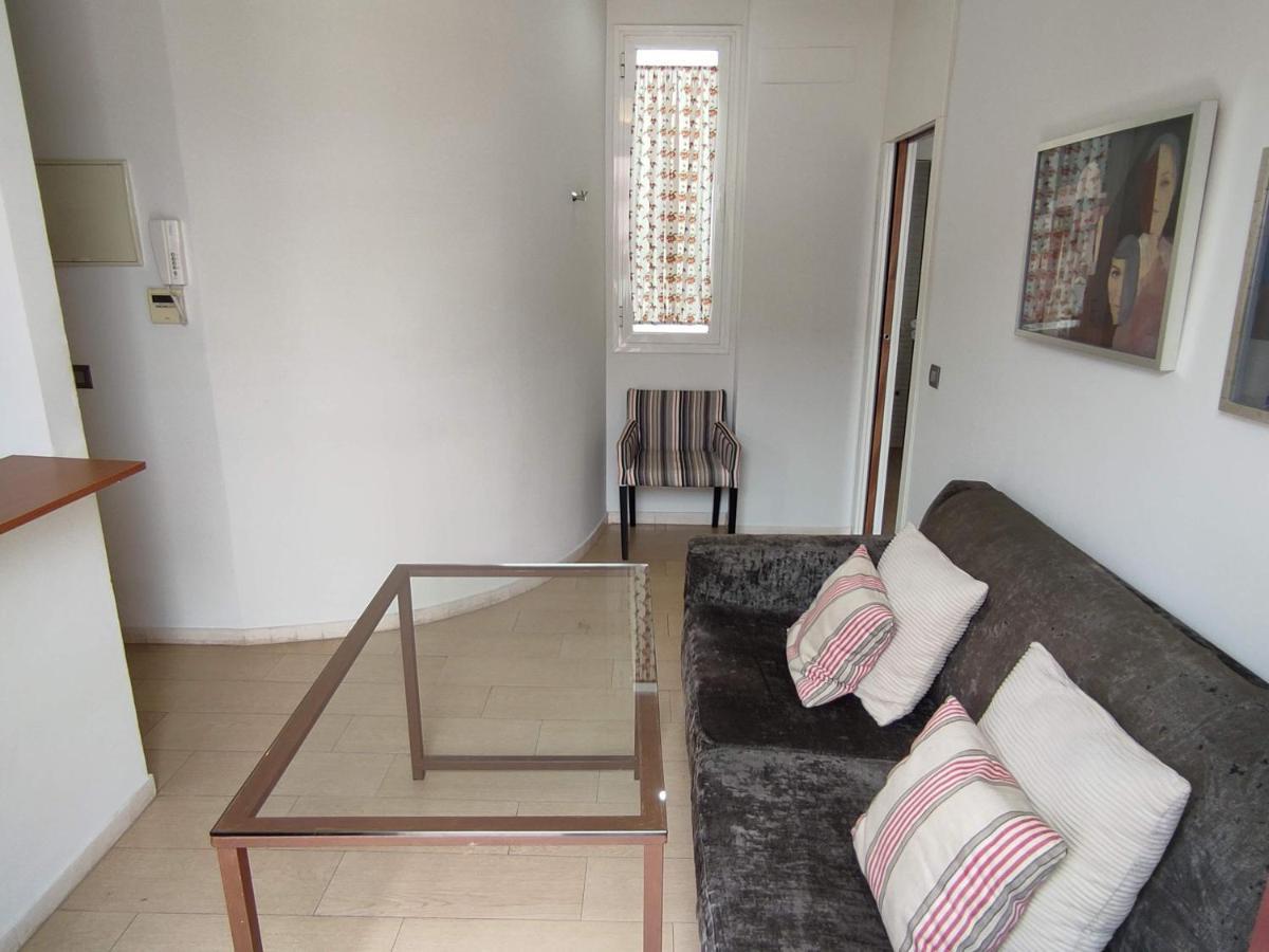 Apartamento Puerta Del Arenal - Kainga Homes セビリア エクステリア 写真